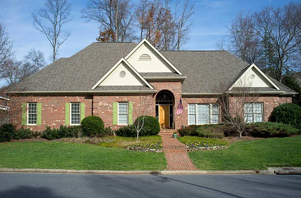 ventilation issues in a good looking Georgia home with a well-maintained roof during summer